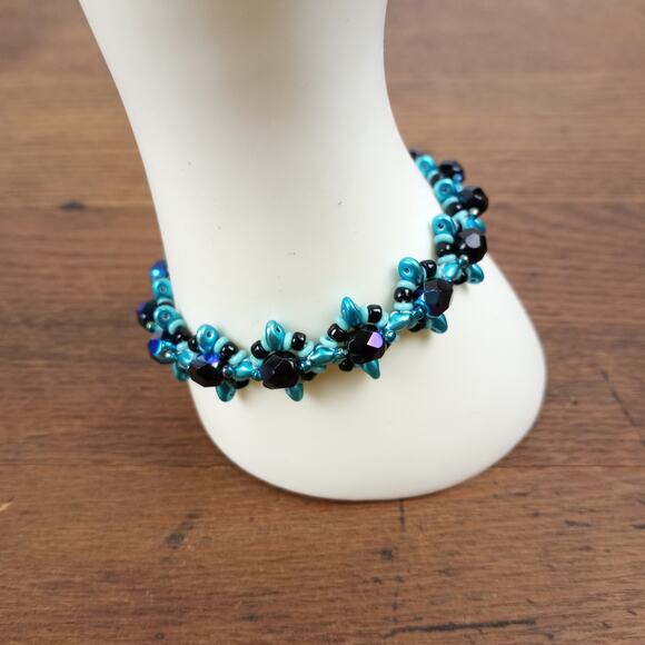 HANDMADE Teal, Aqua and Jet AB Star-crossed bracelet Unique Festival Artisan - Picture 3 of 6